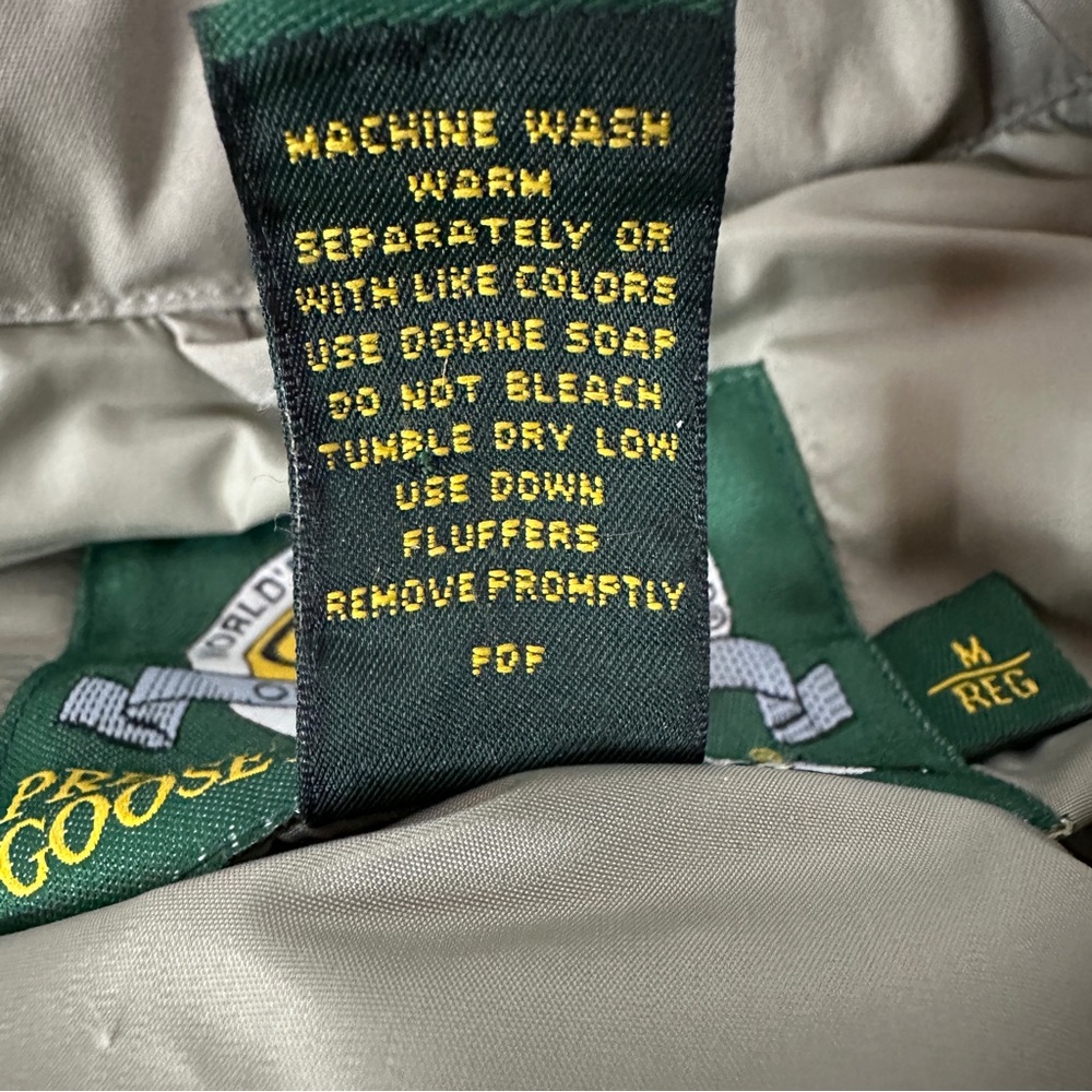 Cabela’s Premium Goose Down Puffer Vest M - Picture 9 of 10